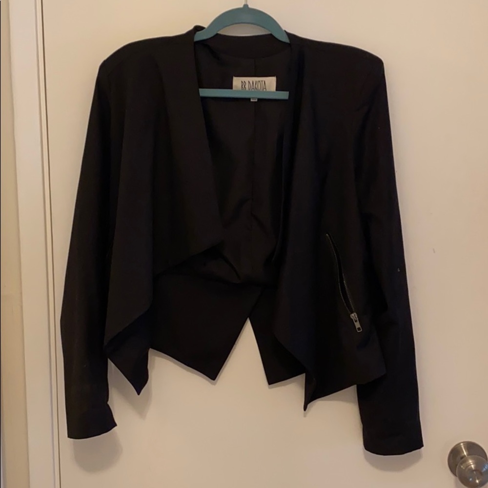 Black BB Dokota blazer